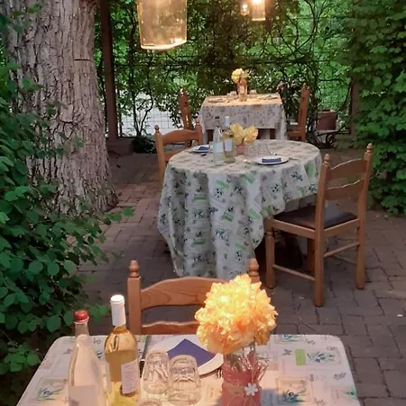 Podere Palazzo Illica * CastellʼArquato