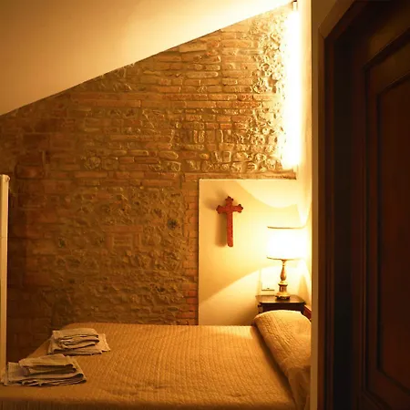 Podere Palazzo Illica Lantgård CastellʼArquato