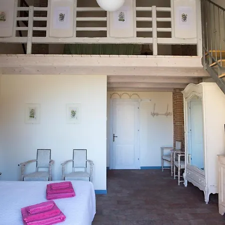 Podere Palazzo Illica Lantgård CastellʼArquato