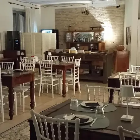 Podere Palazzo Illica Lantgård