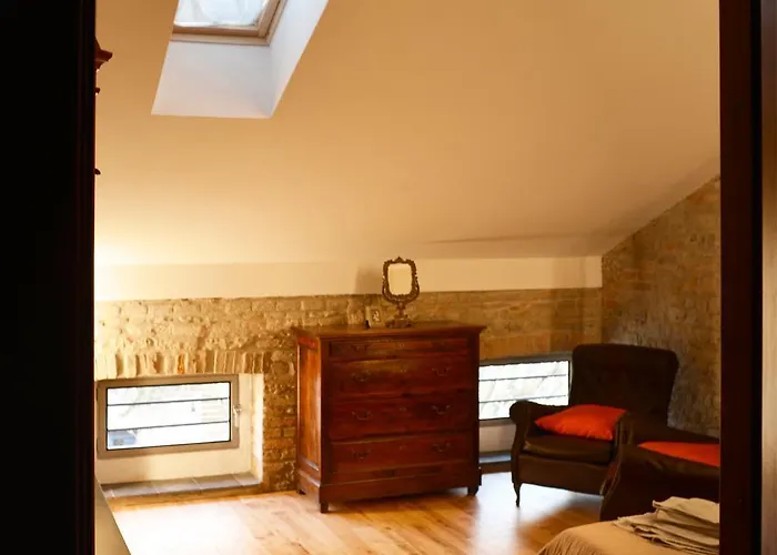 Alloggio per agriturismo Podere Palazzo Illica CastellʼArquato