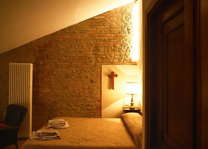 Podere Palazzo Illica Alloggio per agriturismo CastellʼArquato