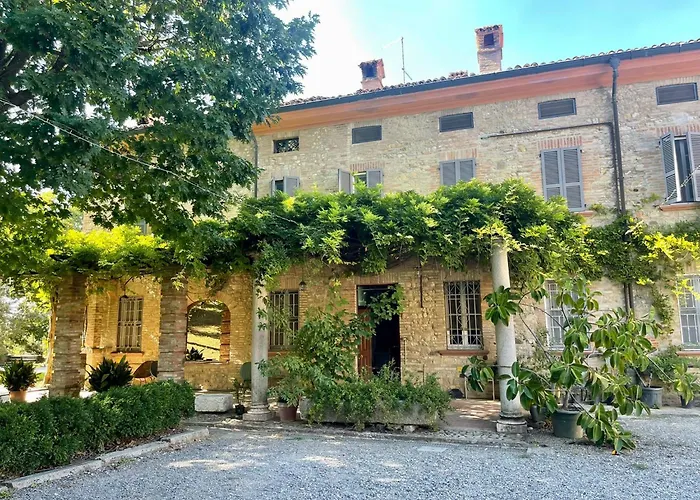 Alloggio per agriturismo Podere Palazzo Illica CastellʼArquato