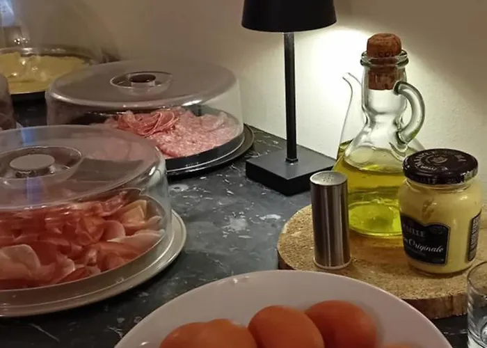 Podere Palazzo Illica مزرعة للإقامة CastellʼArquato