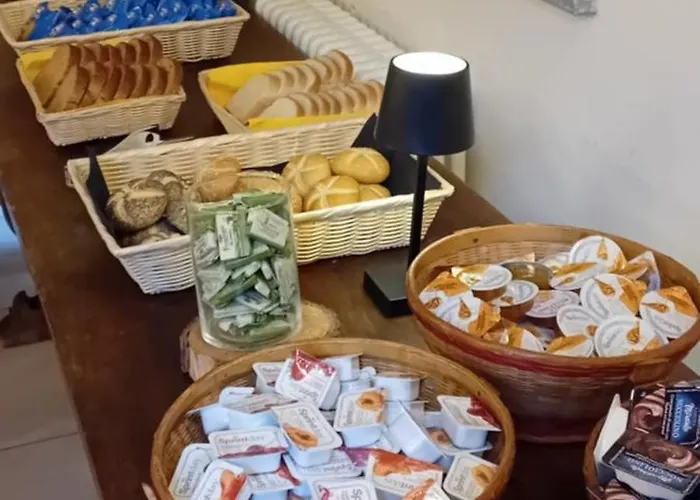 Podere Palazzo Illica مزرعة للإقامة