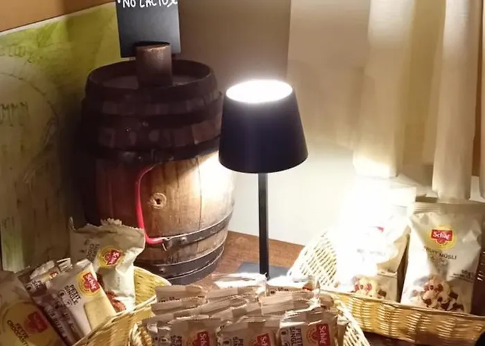 Podere Palazzo Illica مزرعة للإقامة *